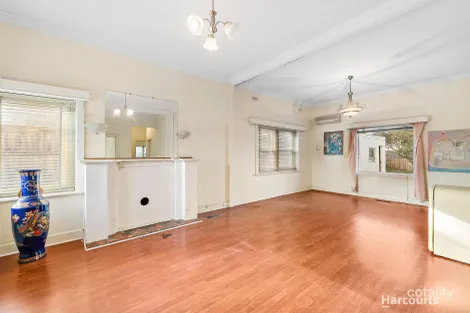 Property photo of 602 Centre Road Bentleigh VIC 3204