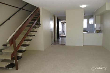 Property photo of 7/15-21 Hooker Boulevard Broadbeach Waters QLD 4218