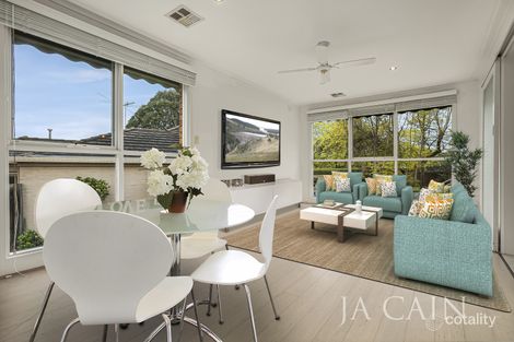 Property photo of 1/32 Bringa Avenue Camberwell VIC 3124