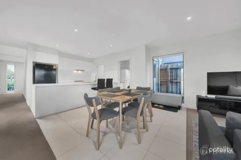 Property photo of 15 Jumbuck Circuit Carrum Downs VIC 3201