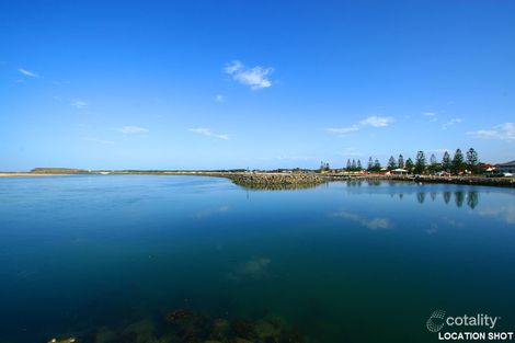 Property photo of 8 Saltwater Circuit Kanahooka NSW 2530