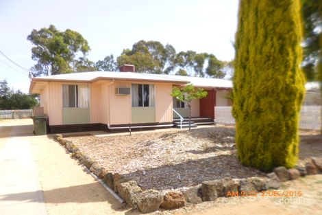 15 Mccutcheon St, Waikerie, SA 5330