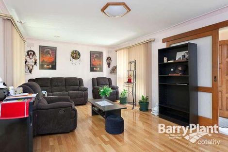 Property photo of 2 Hedgeley Road Keysborough VIC 3173