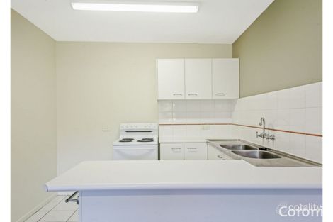 Property photo of 2/15 Shakespeare Street Coorparoo QLD 4151