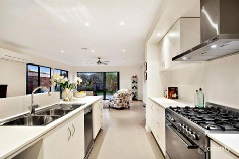 Property photo of 7A Fairbank Road Bentleigh VIC 3204