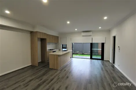 Property photo of 4 Glacier Place Springvale VIC 3171