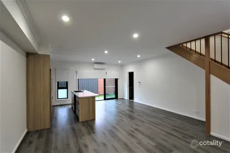 Property photo of 4 Glacier Place Springvale VIC 3171