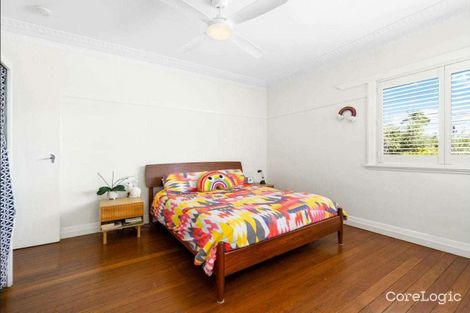 Property photo of 28 Brisbane Corso Fairfield QLD 4103