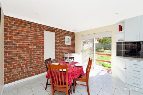 Property photo of 32 Candlebark Road Karabar NSW 2620