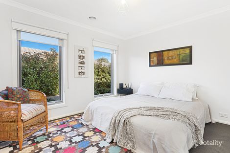Property photo of 2/45 Sladen Street Hamlyn Heights VIC 3215