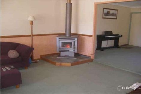 Property photo of 98 Sugarloaf Road Stanthorpe QLD 4380