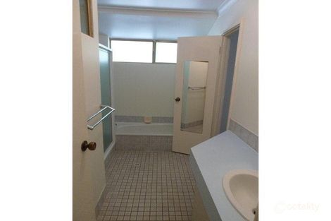 Property photo of 147 Mills Street Queens Park WA 6107