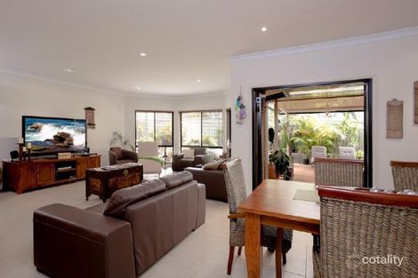 Property photo of 30 Coral Fern Way Gwandalan NSW 2259