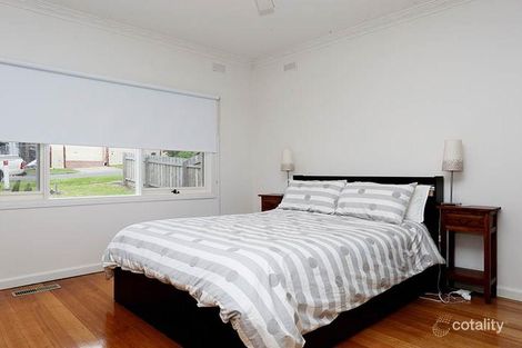 Property photo of 6 Shandon Street Mornington VIC 3931