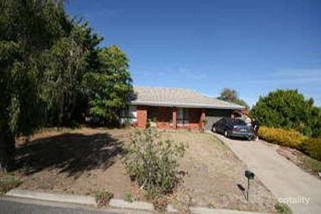 12 Frenshams Dr, Woodcroft, SA 5162