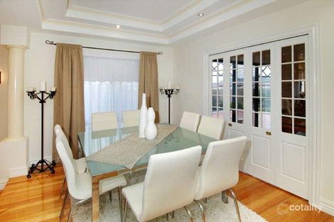 Property photo of 6 Cambridge Crescent Roxburgh Park VIC 3064