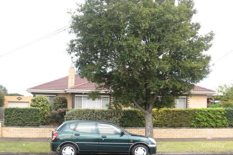 99 Mcfadzean Ave, Reservoir, VIC 3073