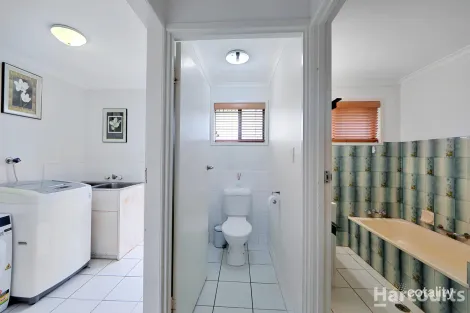 Property photo of 1 Jenalyn Crescent Avoca QLD 4670
