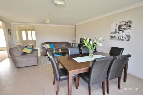 Property photo of 40 Sundown Drive Kelso NSW 2795