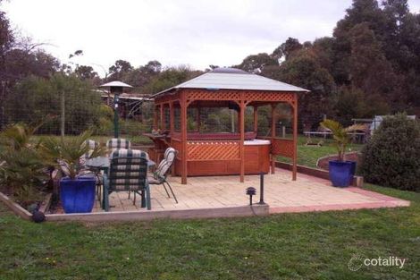 12 Ashley Ct, Seville, VIC 3139