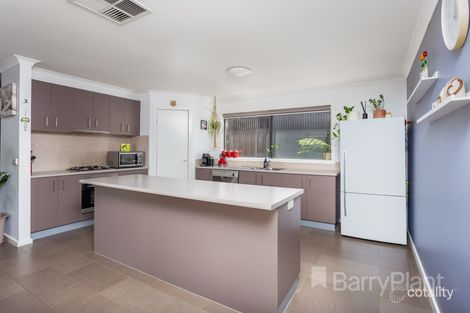 Property photo of 41 Nossal Drive Point Cook VIC 3030