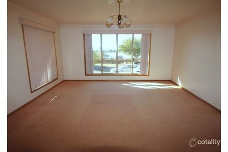 Property photo of 32 Dalzell Crescent Darling Heights QLD 4350