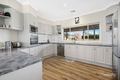 Property photo of 13 Shawbrook Avenue Benalla VIC 3672