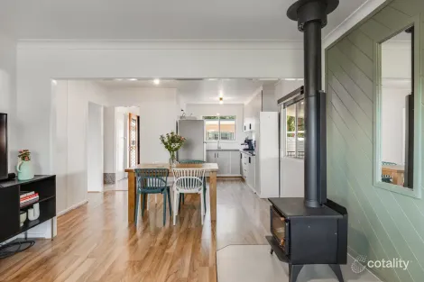 Property photo of 37 South Street Rangeville QLD 4350