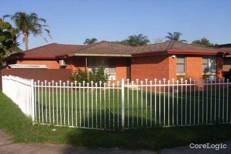 22 Barrington St, Bossley Park, NSW 2176