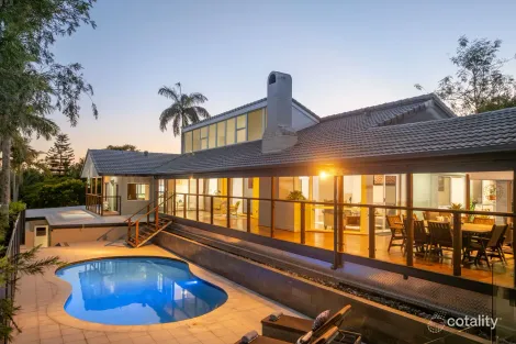 10 Tuckett St, Kenmore Hills, QLD 4069