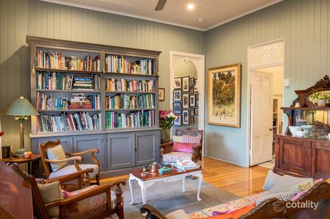 Property photo of 47 Pattison Avenue Norman Park QLD 4170