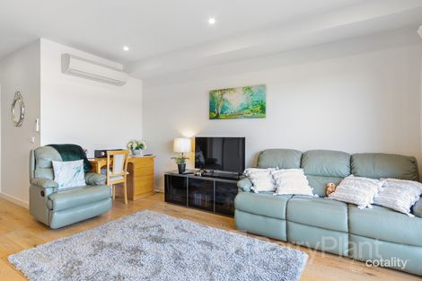 204/436 Stud Rd, Wantirna South, VIC 3152