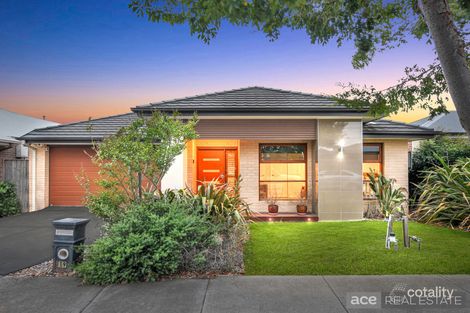 19 Calypso Dr, Mickleham, VIC 3064