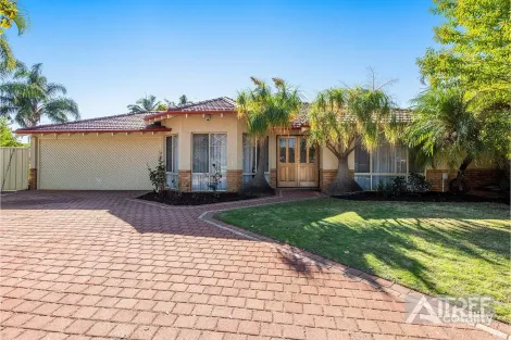 Property photo of 17 Pinewood Walk Canning Vale WA 6155