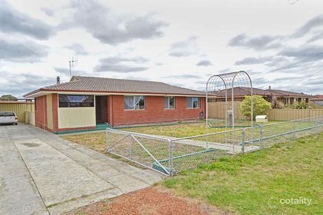 30 Canning St, Orana, WA 6330