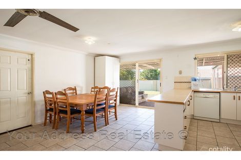 Property photo of 15 Itea Court Regents Park QLD 4118