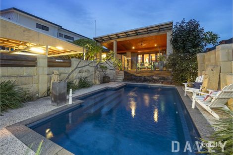 Property photo of 122 Marine Terrace Sorrento WA 6020