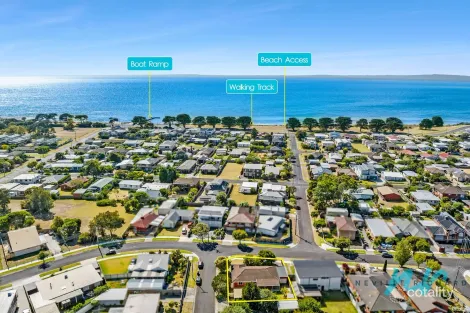 14 Horne Ave, St Leonards, VIC 3223