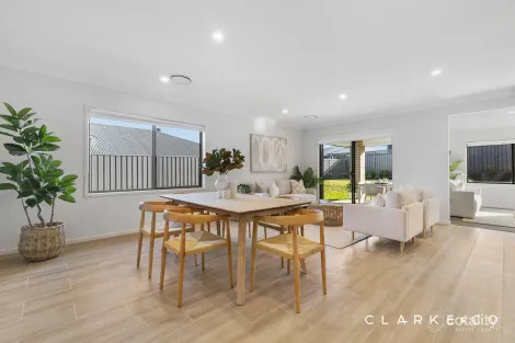 Property photo of 8 St Andrews Close Heddon Greta NSW 2321