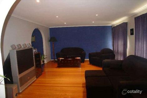 Property photo of 28 Cheviot Road Keysborough VIC 3173