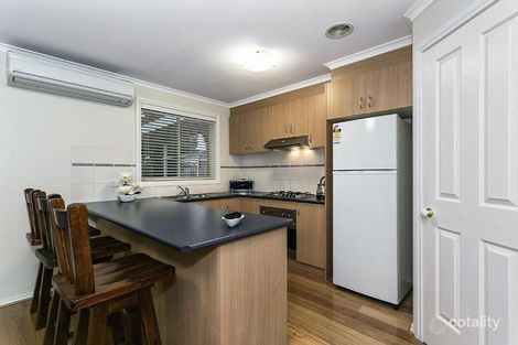 Property photo of 4 Anna Court Werribee VIC 3030
