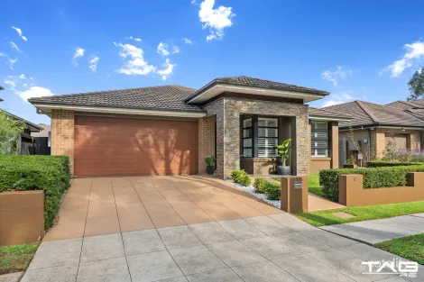 Property photo of 12 Avocet Circuit Cranebrook NSW 2749