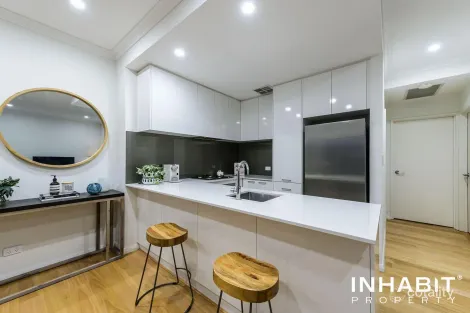 Property photo of 4/193 Grand Promenade Doubleview WA 6018