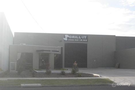 13 Frankston Gardens Dr, Carrum Downs, VIC 3201