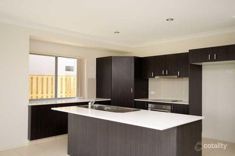 Property photo of 3 Azure Way Hope Island QLD 4212