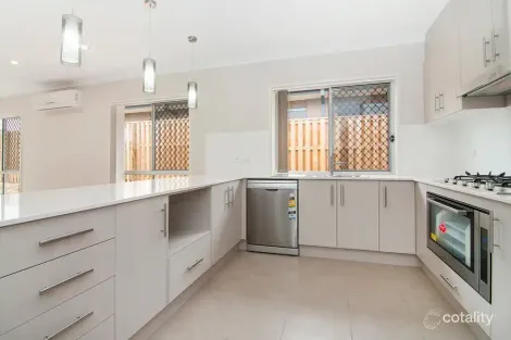 Property photo of 45 Longstaff Crescent Pimpama QLD 4209
