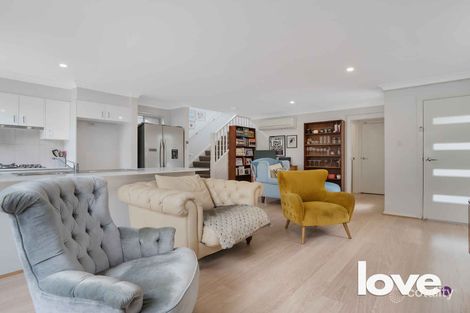 Property photo of 2/25A Cowper Street Wallsend NSW 2287