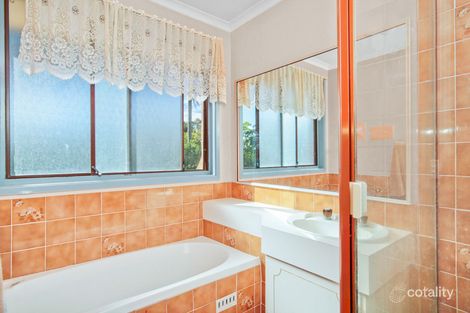 Property photo of 6 Hibiscus Close Bateau Bay NSW 2261