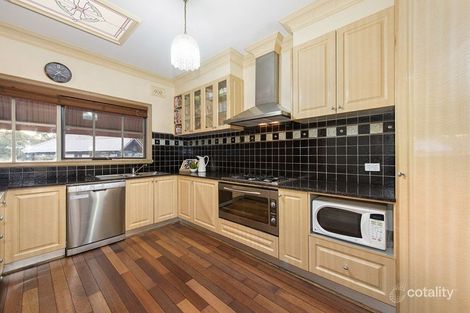 Property photo of 4 Athens Place Oak Park VIC 3046