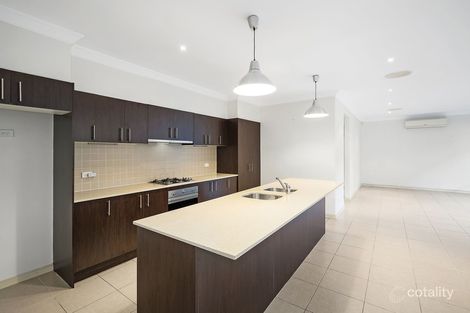 Property photo of 37 Kingfisher Way Warriewood NSW 2102